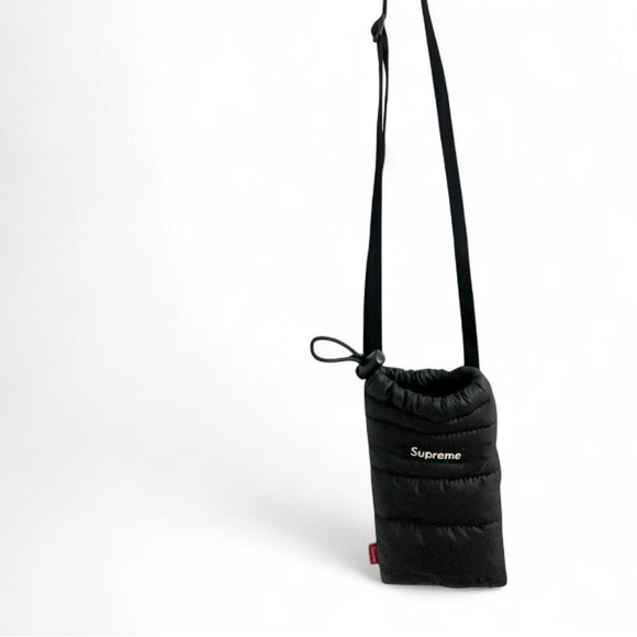 Supreme Black Puffer Neck Pouch Y22